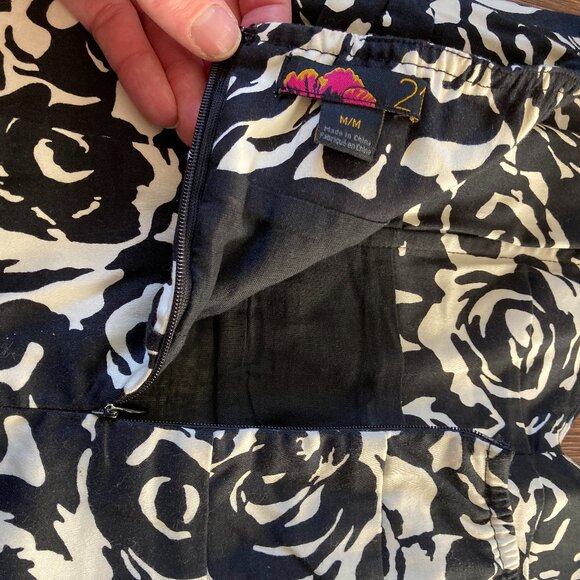 Forever 21 Women's Size Medium Strapless Black and White Cocktail Dress - Picture 4 of 5